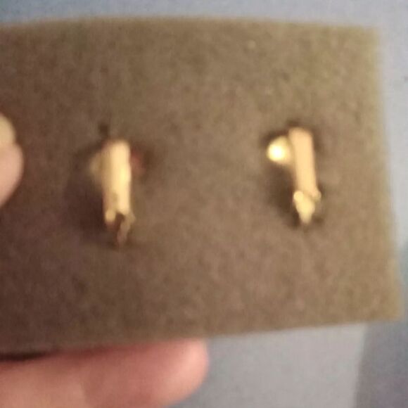 ⭐️5/$25 SALE VTG AVON Rabbit Clip OnEarrings FAUX PEARL BELLY - Picture 2 of 2